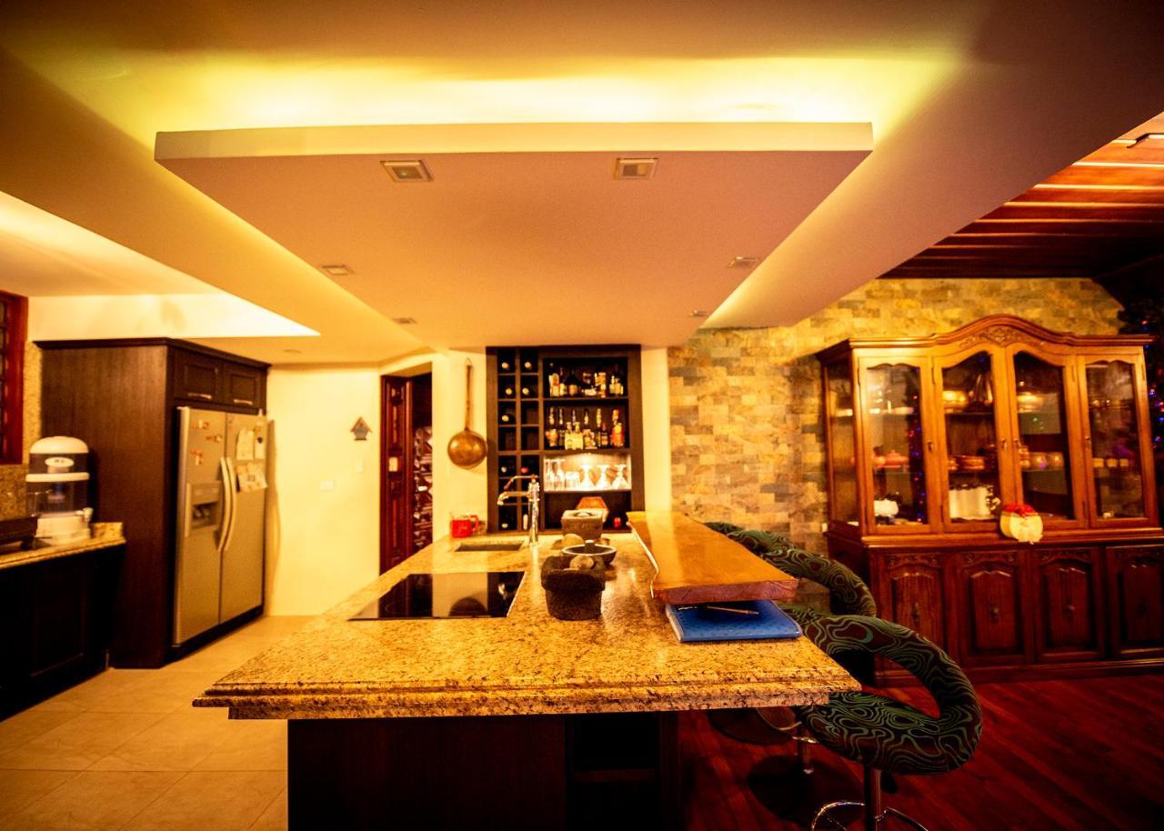 Hostal Dulce Hogar Latacunga Eksteriør billede