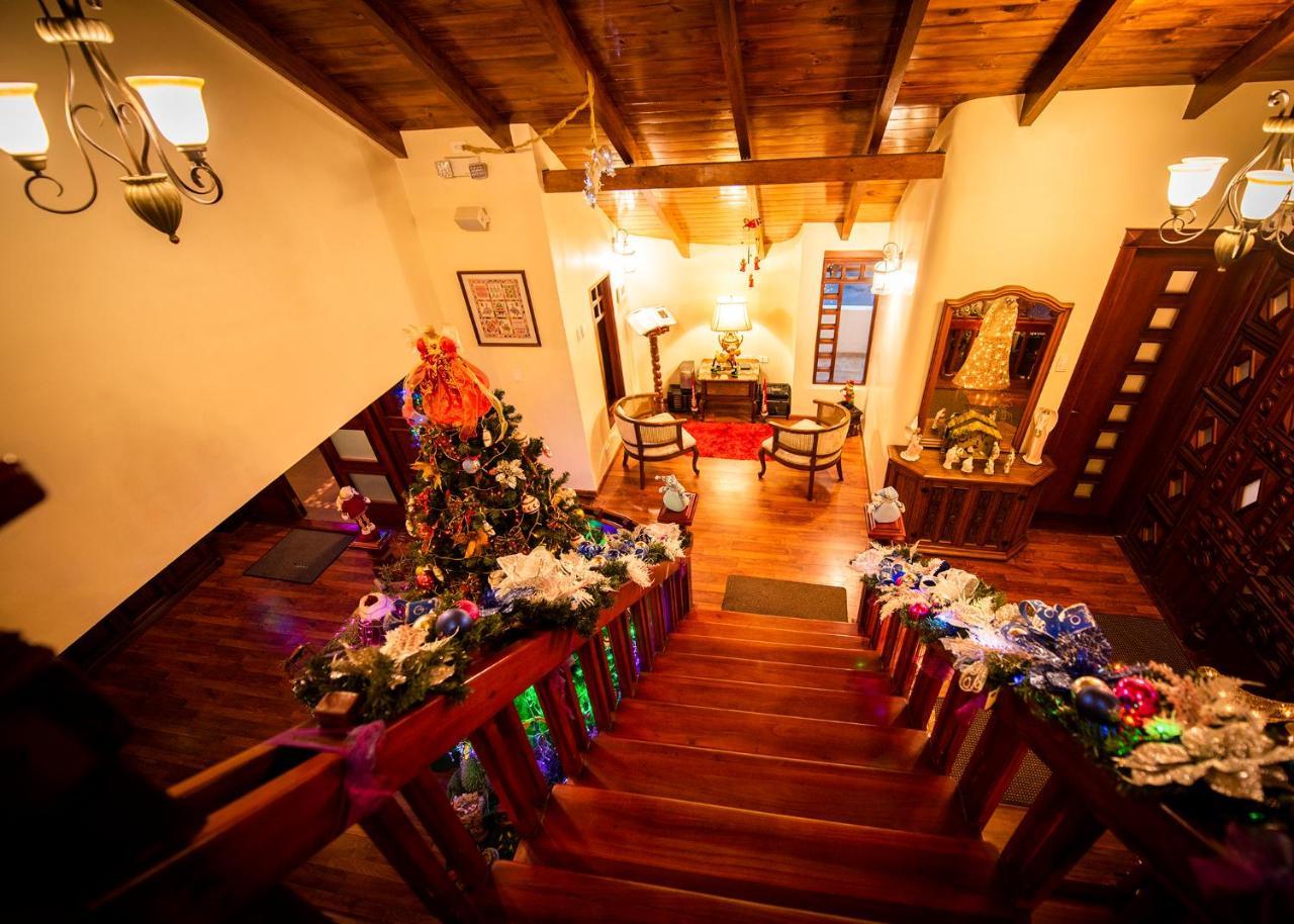 Hostal Dulce Hogar Latacunga Eksteriør billede