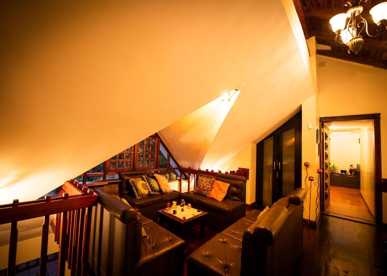 Hostal Dulce Hogar Latacunga Eksteriør billede