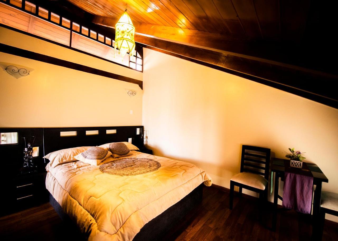 Hostal Dulce Hogar Latacunga Eksteriør billede